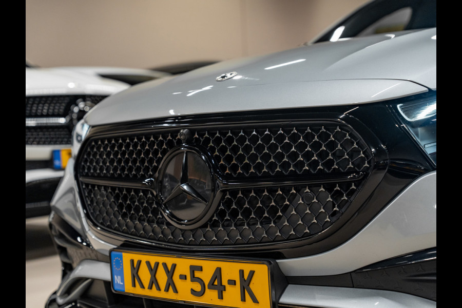 Mercedes-Benz E-Klasse Estate 300 e Exclusive AMG Line, Pano, Hyperscreen, Night Pakket, Burmester, Ambiënte, Camera, Plug-In