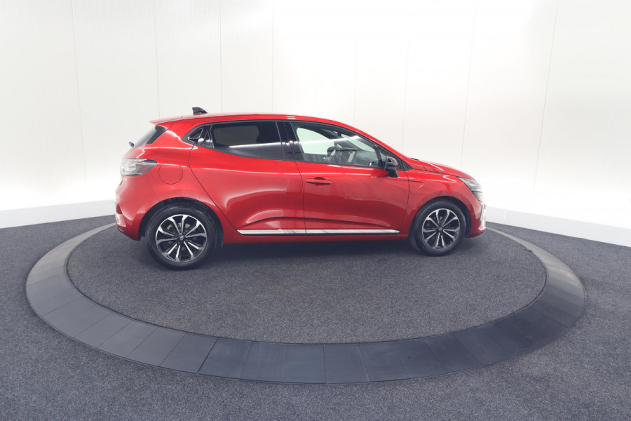 Renault Clio TCe 90 GPF Techno | 360 Camera | Adaptieve Cruise Control | 9.3 Inch Groot Scherm