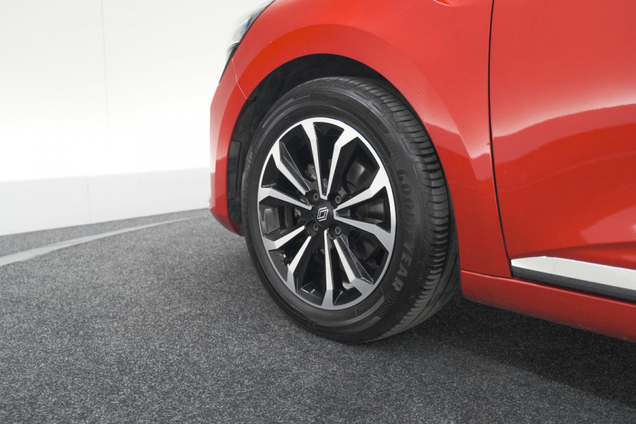 Renault Clio TCe 90 GPF Techno | 360 Camera | Adaptieve Cruise Control | 9.3 Inch Groot Scherm