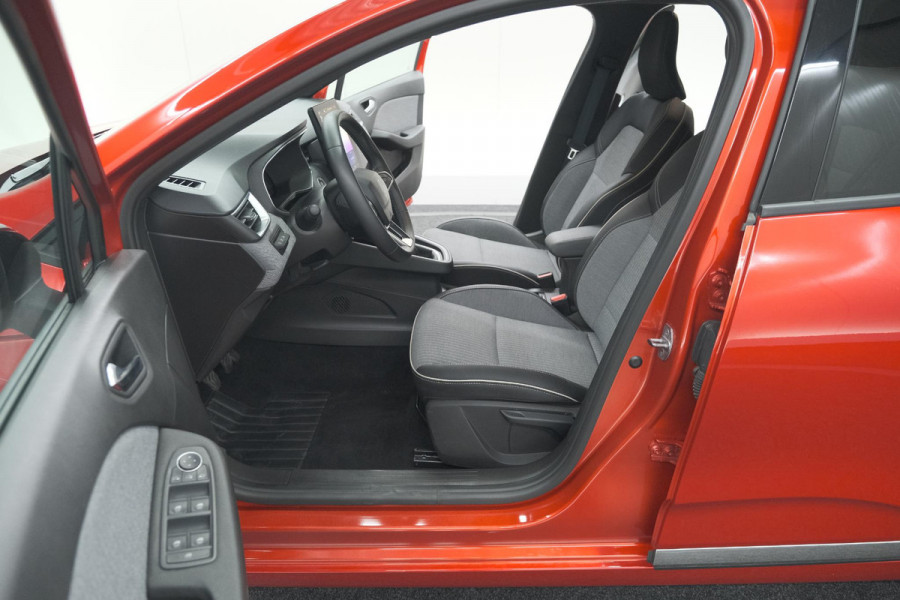 Renault Clio TCe 90 GPF Techno | 360 Camera | Adaptieve Cruise Control | 9.3 Inch Groot Scherm