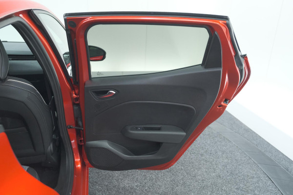 Renault Clio TCe 90 GPF Techno | 360 Camera | Adaptieve Cruise Control | 9.3 Inch Groot Scherm