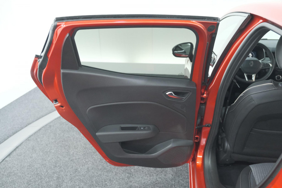 Renault Clio TCe 90 GPF Techno | 360 Camera | Adaptieve Cruise Control | 9.3 Inch Groot Scherm