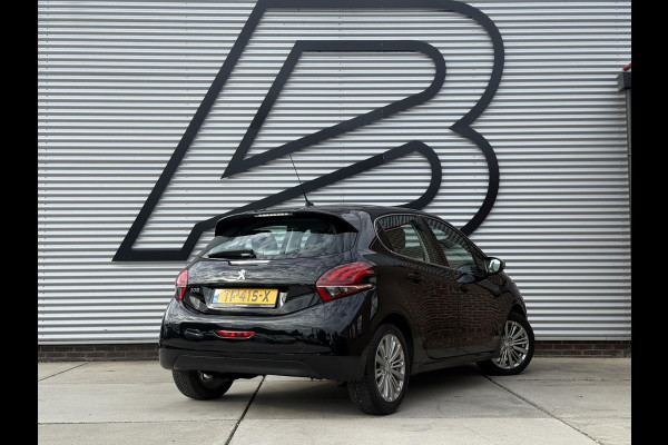 Peugeot 208 1.2 PureTech Blue Lease Executive 2e Eigenaar|Navi|Carplay|PDC|Clima|Cruise|Elek ramen|LM velgen|N.A.P| D-riem vv in 2024 | APK tot 07-2027
