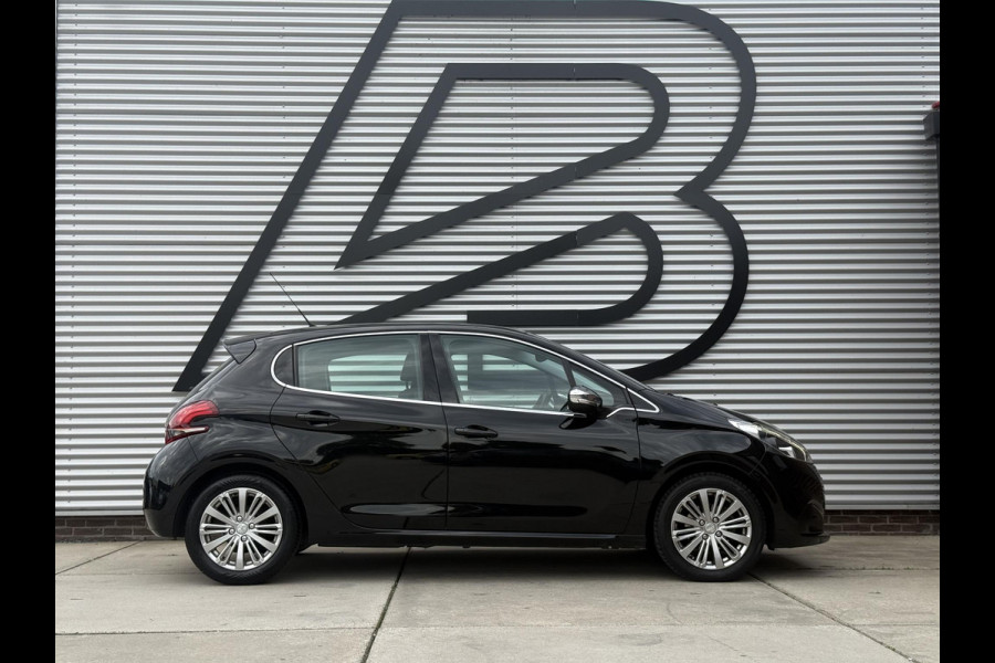 Peugeot 208 1.2 PureTech Blue Lease Executive 2e Eigenaar|Navi|Carplay|PDC|Clima|Cruise|Elek ramen|LM velgen|N.A.P| D-riem vv in 2024 | APK tot 07-2027