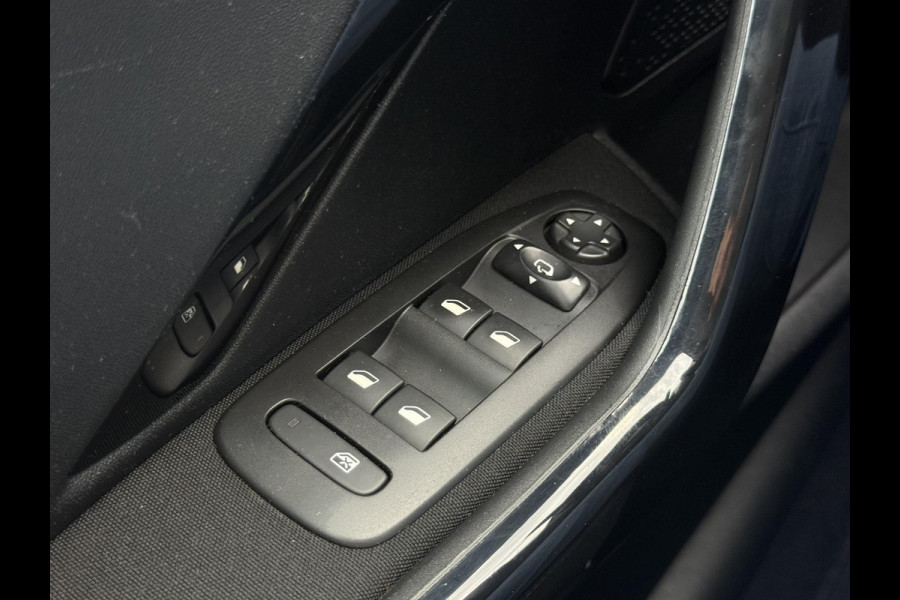 Peugeot 208 1.2 PureTech Blue Lease Executive 2e Eigenaar|Navi|Carplay|PDC|Clima|Cruise|Elek ramen|LM velgen|N.A.P| D-riem vv in 2024 | APK tot 07-2027