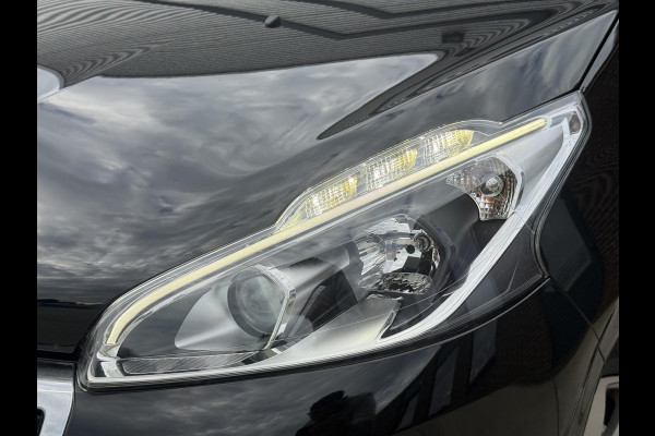 Peugeot 208 1.2 PureTech Blue Lease Executive 2e Eigenaar|Navi|Carplay|PDC|Clima|Cruise|Elek ramen|LM velgen|N.A.P| D-riem vv in 2024 | APK tot 07-2027