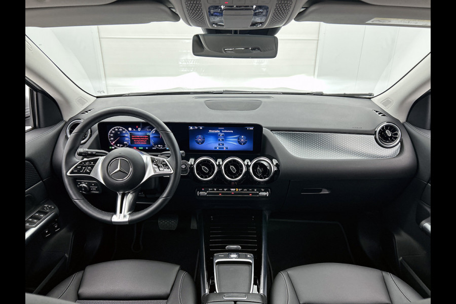 Mercedes-Benz GLA 250 e Business Line | Stoelverwarming | Elektrische Achterklep | LED Koplampen | Inclusief 24 maanden MB Certified garantie voor Europa.