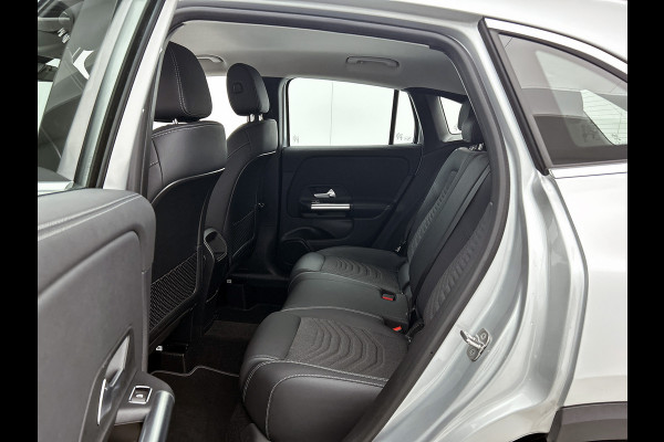 Mercedes-Benz GLA 250 e Business Line | Stoelverwarming | Elektrische Achterklep | LED Koplampen | Inclusief 24 maanden MB Certified garantie voor Europa.