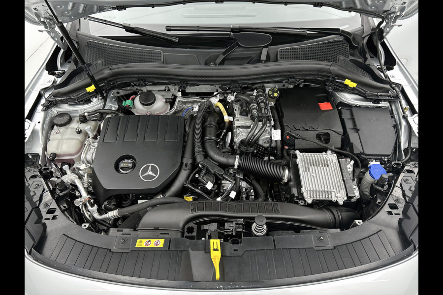 Mercedes-Benz GLA 250 e Business Line | Stoelverwarming | Elektrische Achterklep | LED Koplampen | Inclusief 24 maanden MB Certified garantie voor Europa.