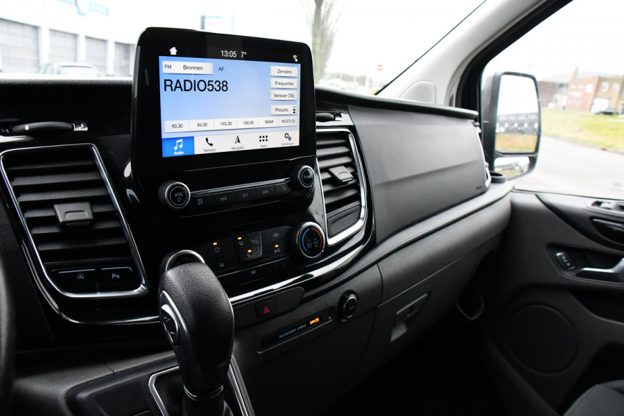 Ford Transit Custom 300 2.0 TDCI L2H1 DC Raptor Edition Limited Camera, Cruise, Carplay, 130pk, Automaat, Sensoren, Multimedia, 2 x Schuifdeur, UNIEK!