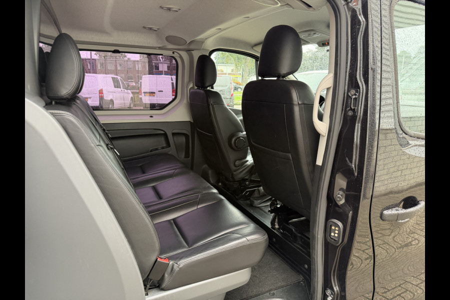 Renault Trafic 2.0 dCi 145pk T29 L2H1 Luxe DC 5 persoons / vaste prijs rijklaar € 17.950 ex btw / lease vanaf € 302 / euro 6 / bpm vrij / zwart metallic / leer / airco / cruise / navi / camera !
