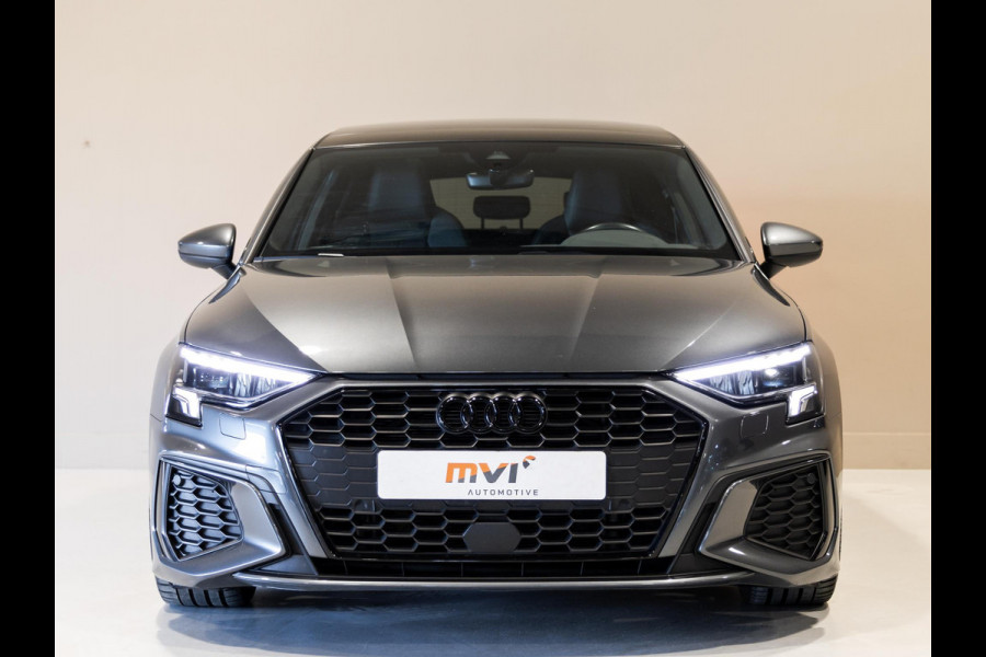 Audi A3 Sportback 35 TFSI S-Line edition / 150pk / NAP / Panorama dak / Adaptieve cruise control /