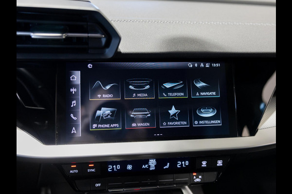 Audi A3 Sportback 35 TFSI S-Line edition / 150pk / NAP / Panorama dak / Adaptieve cruise control /