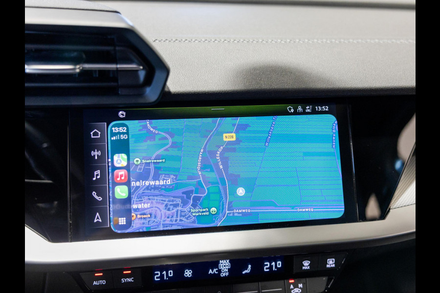 Audi A3 Sportback 35 TFSI S-Line edition / 150pk / NAP / Panorama dak / Adaptieve cruise control /