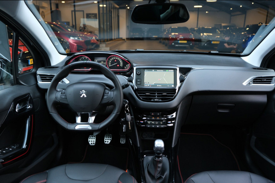 Peugeot 2008 1.2 PureTech GT-Line *PANORAMADAK* UNIEK 28.190km!! Navi/Camera Origineel Nederlands