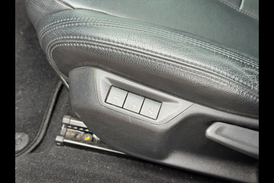 Peugeot 308 SW 1.2 PureTech | Massage stoelen | Pano | Cruise