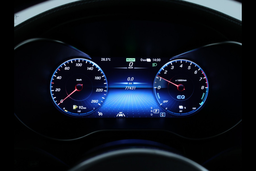 Mercedes-Benz GLC 300 e 4MATIC Premium Plus | Panoramadak | Trekhaak | Nightpakket | Inclusief 24 maanden Mercedes-Benz Certified garantie voor Europa. garage-sale