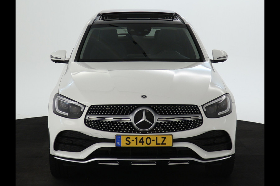 Mercedes-Benz GLC 300 e 4MATIC Premium Plus | Panoramadak | Trekhaak | Nightpakket | Inclusief 24 maanden Mercedes-Benz Certified garantie voor Europa. garage-sale