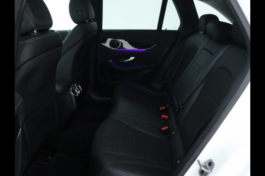 Mercedes-Benz GLC 300 e 4MATIC Premium Plus | Panoramadak | Trekhaak | Nightpakket | Inclusief 24 maanden Mercedes-Benz Certified garantie voor Europa. garage-sale