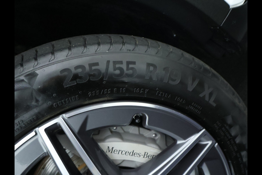 Mercedes-Benz GLC 300 e 4MATIC Premium Plus | Panoramadak | Trekhaak | Nightpakket | Inclusief 24 maanden Mercedes-Benz Certified garantie voor Europa. garage-sale