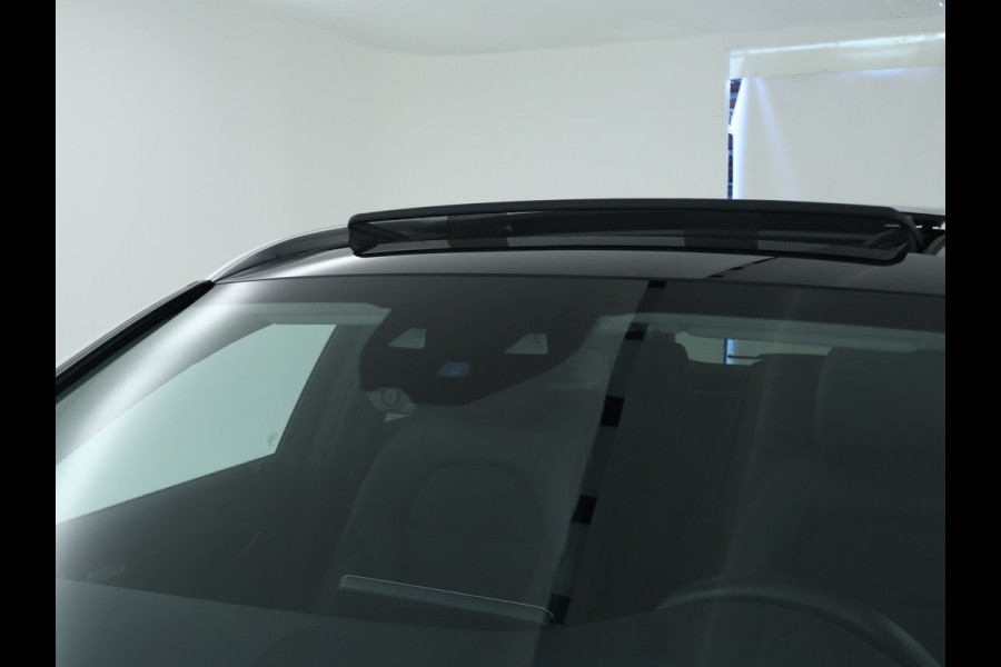 Mercedes-Benz GLC 300 e 4MATIC Premium Plus | Panoramadak | Trekhaak | Nightpakket | Inclusief 24 maanden Mercedes-Benz Certified garantie voor Europa. garage-sale