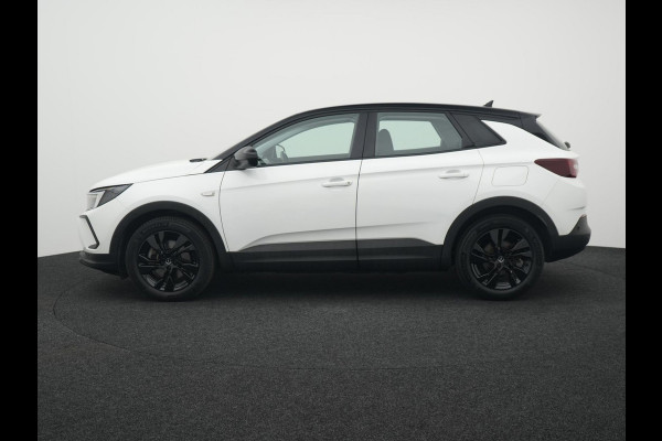 Opel Grandland 1.6 Turbo Plug-In Hybrid Business Edition - Automaat - Navi - Winterpakket - Camera - Parkeerhulp
