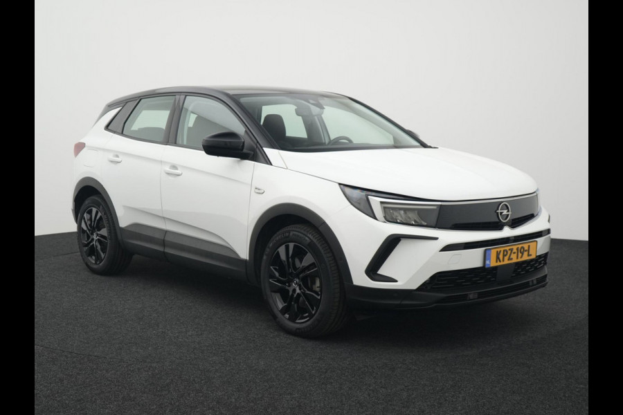 Opel Grandland 1.6 Turbo Plug-In Hybrid Business Edition - Automaat - Navi - Winterpakket - Camera - Parkeerhulp