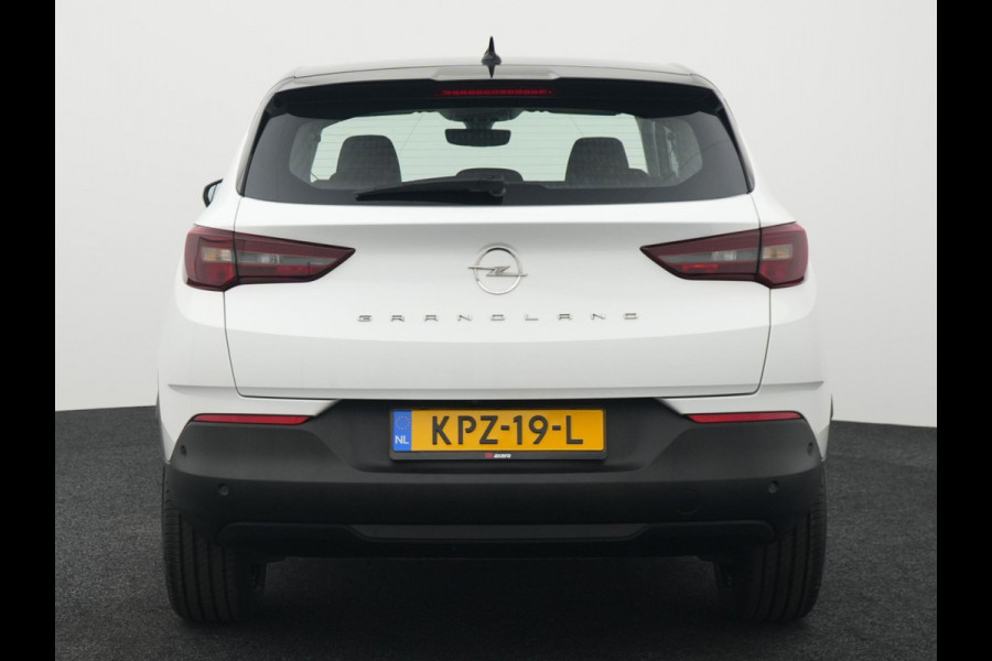 Opel Grandland 1.6 Turbo Plug-In Hybrid Business Edition - Automaat - Navi - Winterpakket - Camera - Parkeerhulp
