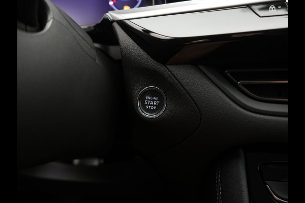 Opel Grandland 1.6 Turbo Plug-In Hybrid Business Edition - Automaat - Navi - Winterpakket - Camera - Parkeerhulp