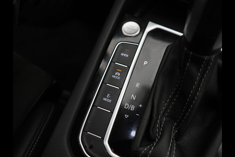 Volkswagen Arteon 1.4 TSI eHybrid R-Line Business+ - Automaat - Winterpakket - Navi - Org.NL