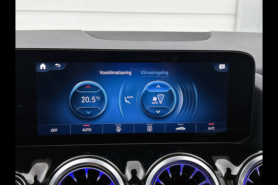 Mercedes-Benz GLA 250 e AMG Plug-In Hybride | AMG-Line IN en Exterieur | Sfeefverlichting| Chroompakket |  Navigatie | Panorama-schuifkanteldak | Stoelverwarming | 24 Maanden Mercedes-Benz Certified garantie.