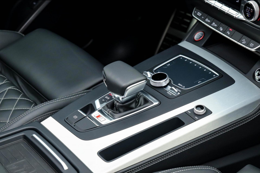 Audi SQ5 3.0TFSI Q5 Quattro S-Line 354pk Automaat DLR|Quantum|Kuipstoelen|Panoramadak|Virtual Cockpit|360 Camera|Black Pack|21inch
