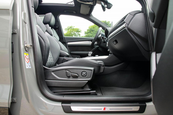 Audi SQ5 3.0TFSI Q5 Quattro S-Line 354pk Automaat DLR|Quantum|Kuipstoelen|Panoramadak|Virtual Cockpit|360 Camera|Black Pack|21inch