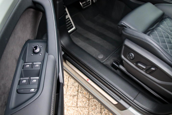 Audi SQ5 3.0TFSI Q5 Quattro S-Line 354pk Automaat DLR|Quantum|Kuipstoelen|Panoramadak|Virtual Cockpit|360 Camera|Black Pack|21inch