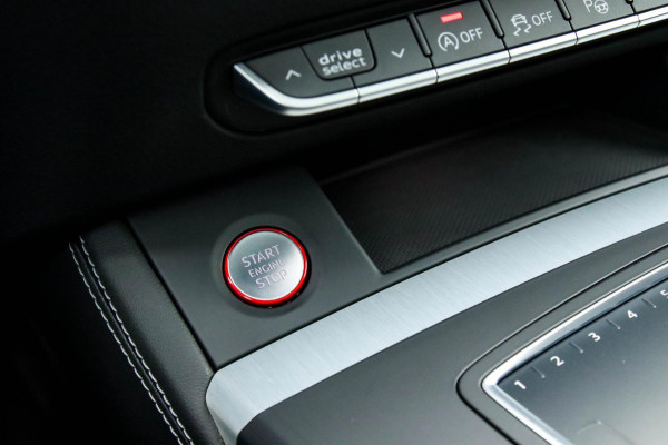 Audi SQ5 3.0TFSI Q5 Quattro S-Line 354pk Automaat DLR|Quantum|Kuipstoelen|Panoramadak|Virtual Cockpit|360 Camera|Black Pack|21inch