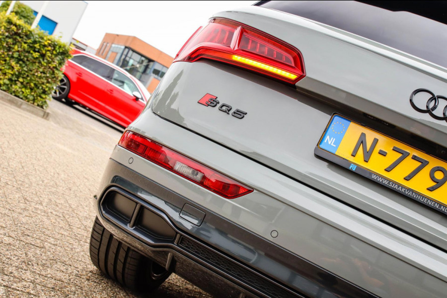 Audi SQ5 3.0TFSI Q5 Quattro S-Line 354pk Automaat DLR|Quantum|Kuipstoelen|Panoramadak|Virtual Cockpit|360 Camera|Black Pack|21inch