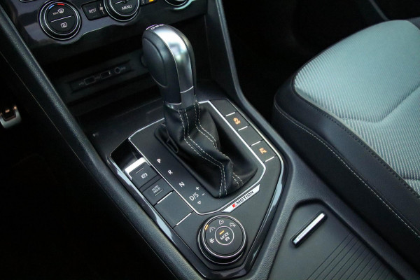 Volkswagen Tiguan 2.0TSI 4Motion Highline R-Line 180pk DSG 1e Eig|DLR|Panoramadak|Virtual Cockpit|LED Plus|360 Camera|ACC|Trekhaak