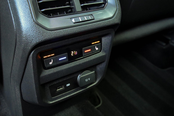 Volkswagen Tiguan 2.0TSI 4Motion Highline R-Line 180pk DSG 1e Eig|DLR|Panoramadak|Virtual Cockpit|LED Plus|360 Camera|ACC|Trekhaak