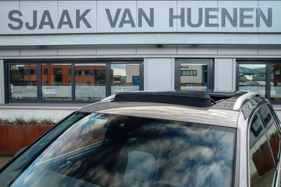 Volkswagen Tiguan 2.0TSI 4Motion Highline R-Line 180pk DSG 1e Eig|DLR|Panoramadak|Virtual Cockpit|LED Plus|360 Camera|ACC|Trekhaak