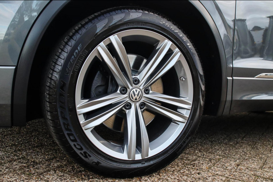Volkswagen Tiguan 2.0TSI 4Motion Highline R-Line 180pk DSG 1e Eig|DLR|Panoramadak|Virtual Cockpit|LED Plus|360 Camera|ACC|Trekhaak