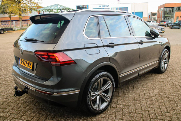 Volkswagen Tiguan 2.0TSI 4Motion Highline R-Line 180pk DSG 1e Eig|DLR|Panoramadak|Virtual Cockpit|LED Plus|360 Camera|ACC|Trekhaak