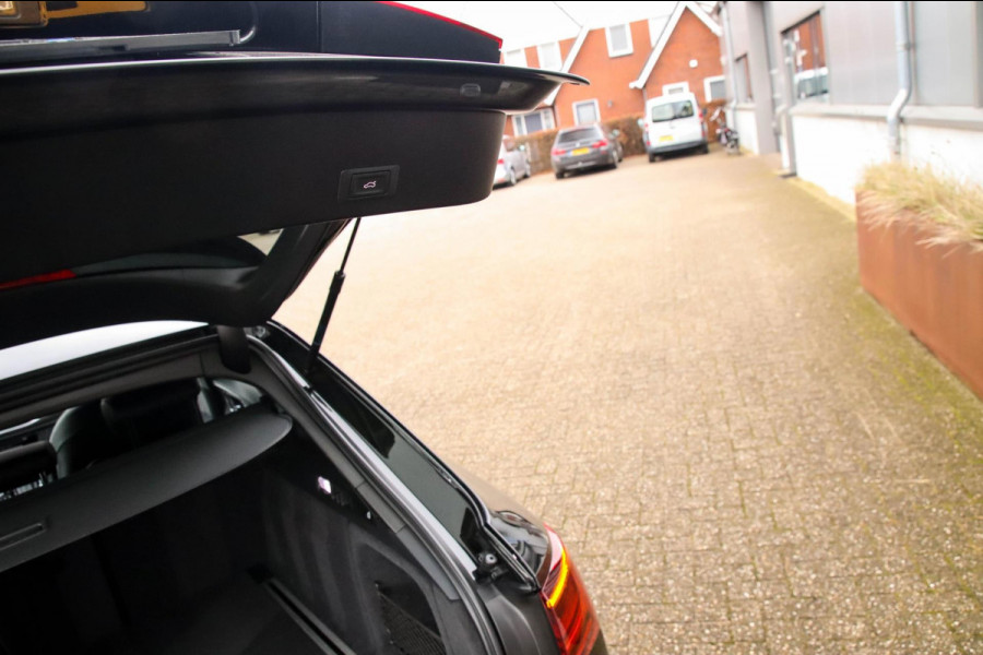 Audi A6 AVANT 2.0 TFSI Quattro S line Edition 252pk Automaat 1e Eig|DLR|Lederen sportstoelen|Panoramadak|LED Matrix|Black|Trekhaak
