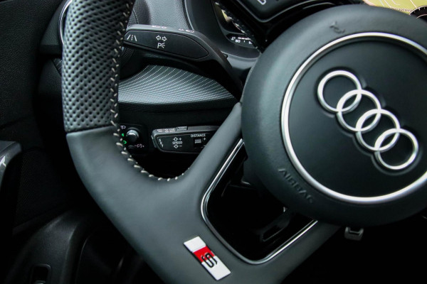 Audi Q2 1.4 TFSI CoD Sport Pro Line S S-line 150pk S-Tronic! DLR|Panoramadak|Virtual Cockpit|LED Matrix|3D Knippers|ACC|Black Pack