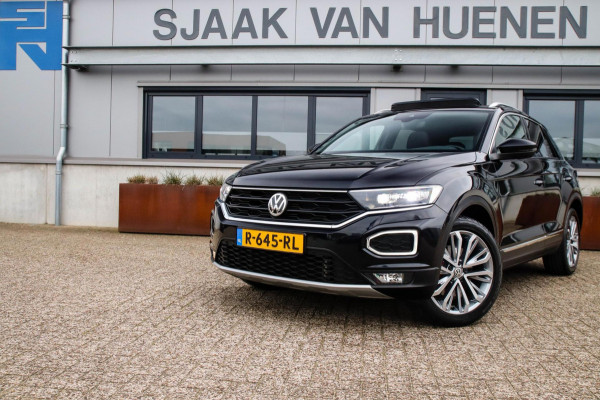 Volkswagen T-Roc 2.0TSI 4Motion Sport 190pk DSG! 1e|DLR|Panoramadak|Virtual Cockpit|LED Plus|Sportstoelen|PDC|CarPlay|Beats|18inch