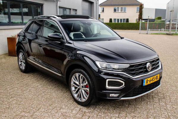 Volkswagen T-Roc 2.0TSI 4Motion Sport 190pk DSG! 1e|DLR|Panoramadak|Virtual Cockpit|LED Plus|Sportstoelen|PDC|CarPlay|Beats|18inch