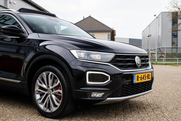 Volkswagen T-Roc 2.0TSI 4Motion Sport 190pk DSG! 1e|DLR|Panoramadak|Virtual Cockpit|LED Plus|Sportstoelen|PDC|CarPlay|Beats|18inch