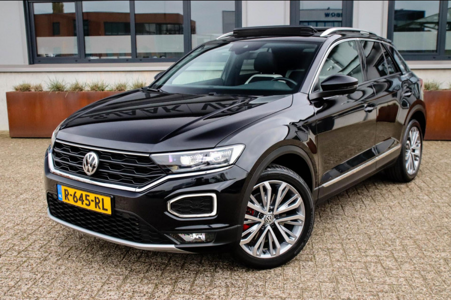 Volkswagen T-Roc 2.0TSI 4Motion Sport 190pk DSG! 1e|DLR|Panoramadak|Virtual Cockpit|LED Plus|Sportstoelen|PDC|CarPlay|Beats|18inch