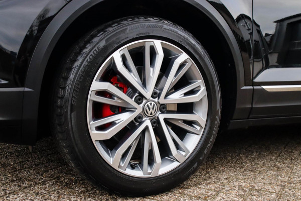 Volkswagen T-Roc 2.0TSI 4Motion Sport 190pk DSG! 1e|DLR|Panoramadak|Virtual Cockpit|LED Plus|Sportstoelen|PDC|CarPlay|Beats|18inch