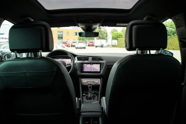 Volkswagen Tiguan 1.5TSI R-Line Business+ 150pk DSG Panoramadak|Virtual Cockpit|IQ LED Plus|NAVI|ACC|Lane+Side|Harman Kardon|Black