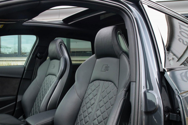 Audi A4 Avant 45 2.0 TFSI Quattro S line Black Edition Facelift 252pk S-Tronic 1e|Kuipstoelen|Panoramadak|Virtual Cockpit|Black|19